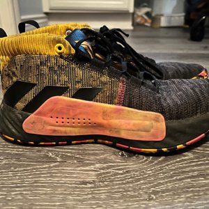 Damian Lillard Basketball Shoes Men's Size 8